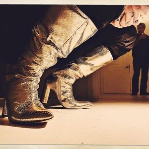 Meet your Posher, Annie